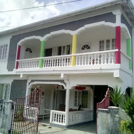 Porty Hostel Port Antonio Exterior foto